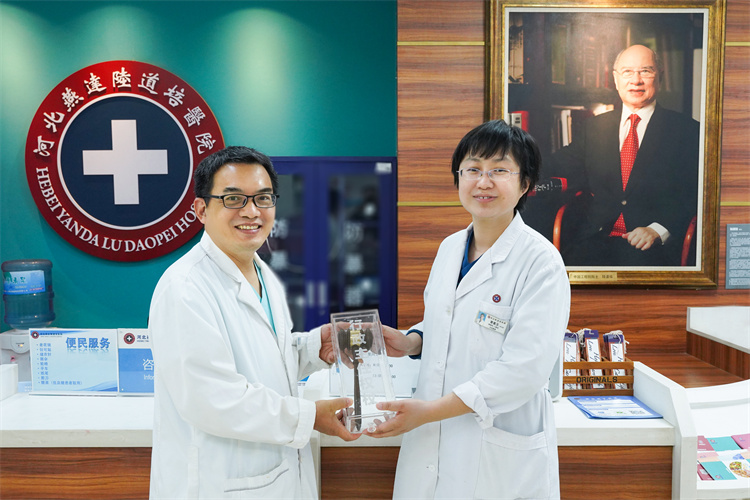 62788600e7db0.jpg 62788600e7db0.jpg