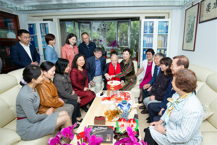 6360ba44ad250.jpg 6360ba44ad250.jpg