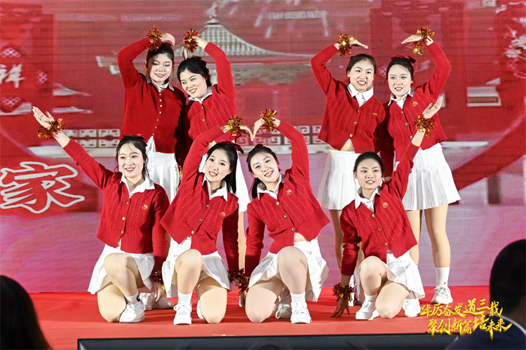 65b9f79a02425.jpg 65b9f79a02425.jpg