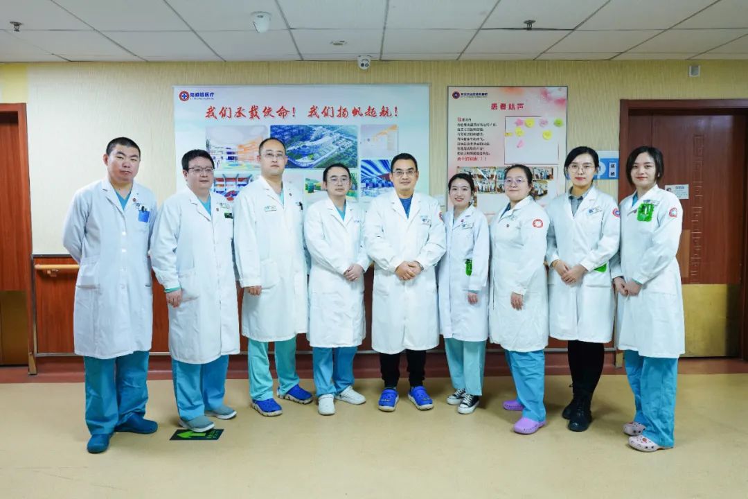 662debd8e923d.jpg 662debd8e923d.jpg