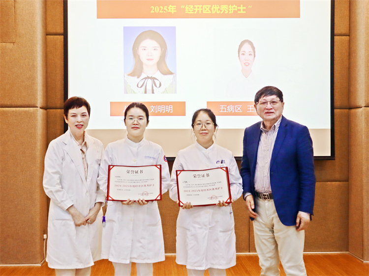 682301cae4ec6.jpg 682301cae4ec6.jpg