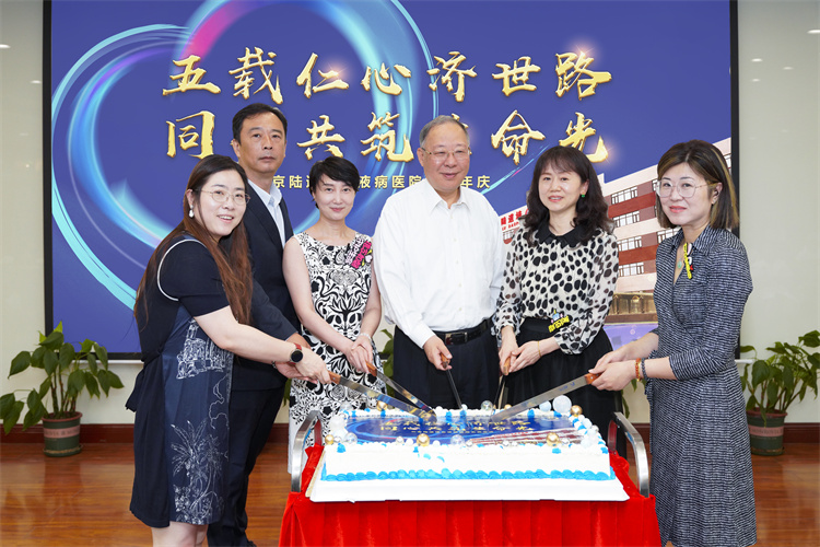 6863b41aae0bf.jpg 6863b41aae0bf.jpg